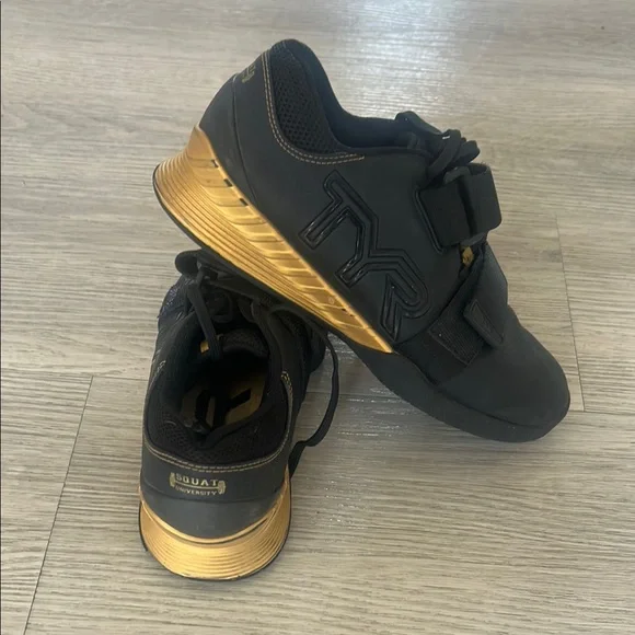 TYR Women’s size 8 lifters - Picture 4 of 5